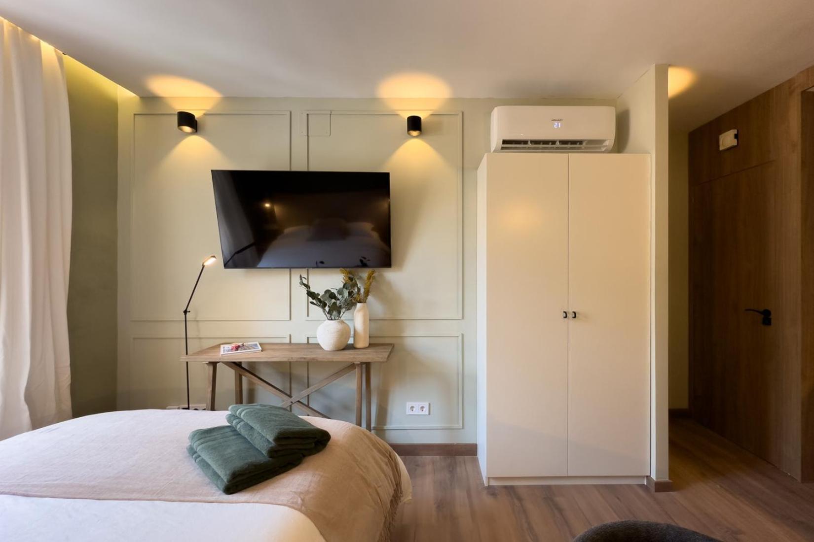 Oasis Suites Downtown 巴塞罗那 外观 照片
